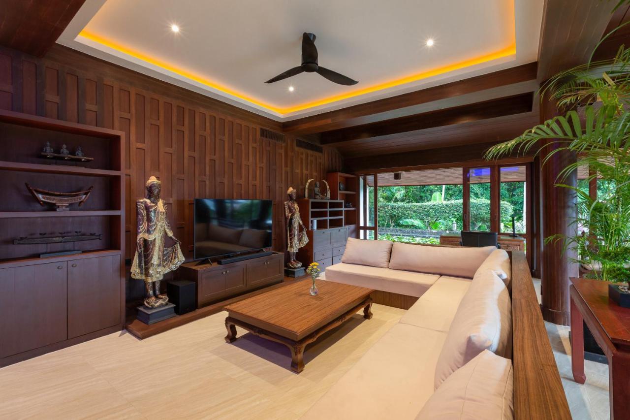 Nakawanna Villa Phuket Buitenkant foto