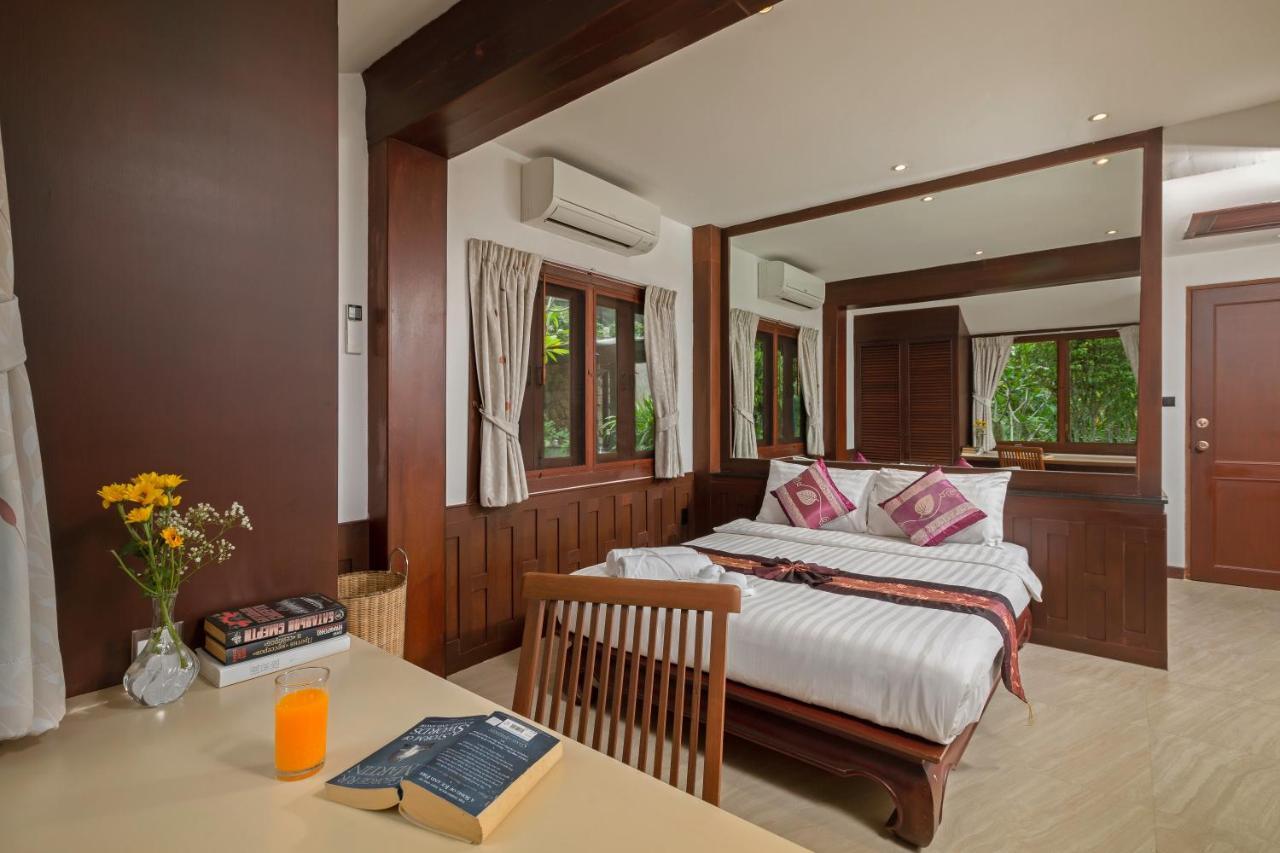 Nakawanna Villa Phuket Buitenkant foto