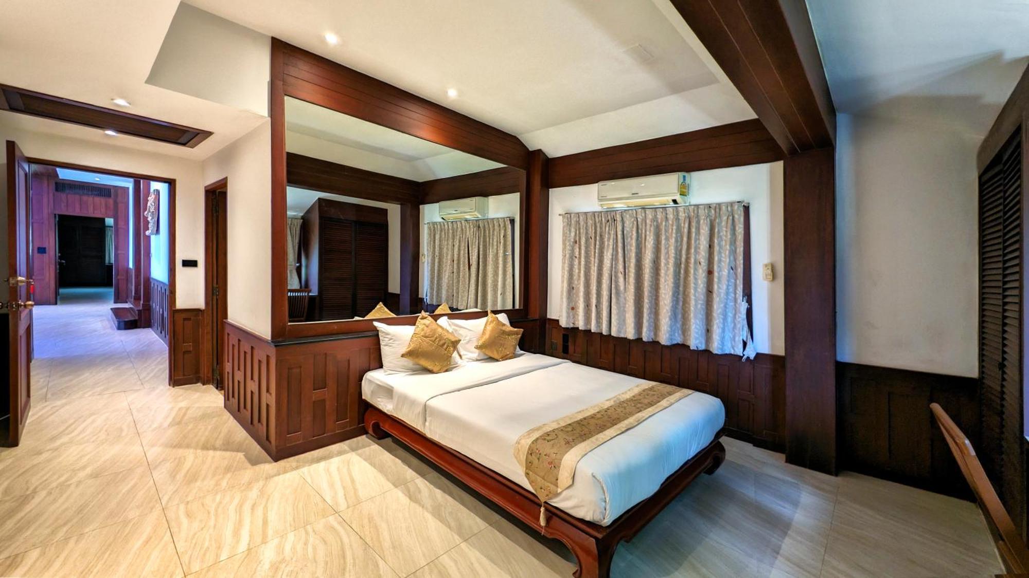 Nakawanna Villa Phuket Buitenkant foto